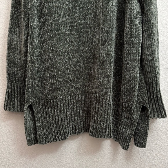 Velour Knit Style Women's Cardigan Sweater Dark Green size small - Picture 10 of 11